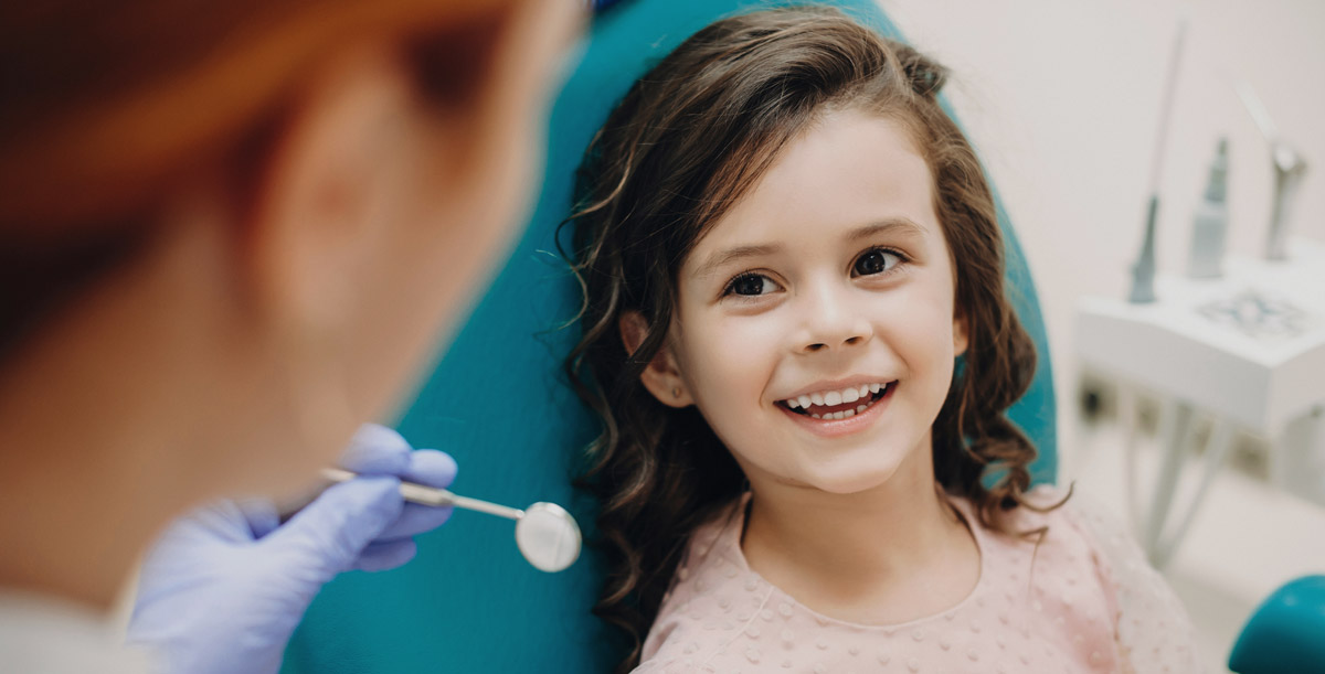 Why do children benefit from seeing an expert paediatric dentist